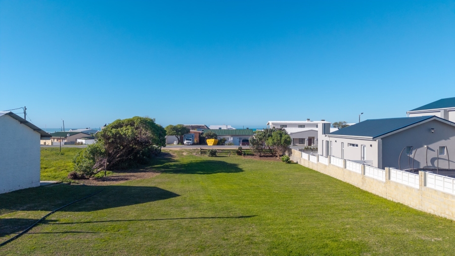To Let 3 Bedroom Property for Rent in Agulhas Western Cape